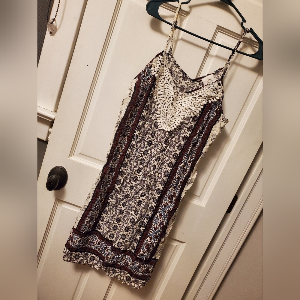 Knox rose dress.  Size L.